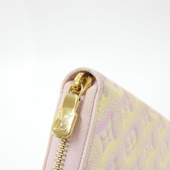 LOUIS VUITTON Pink Monogram Wallet - Picture 3 of 8